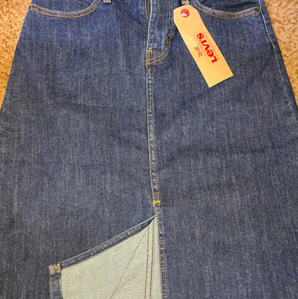 Levi's denim skirt